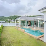 Luxurious 4-Bedroom Pool Villa Best Mountain Views