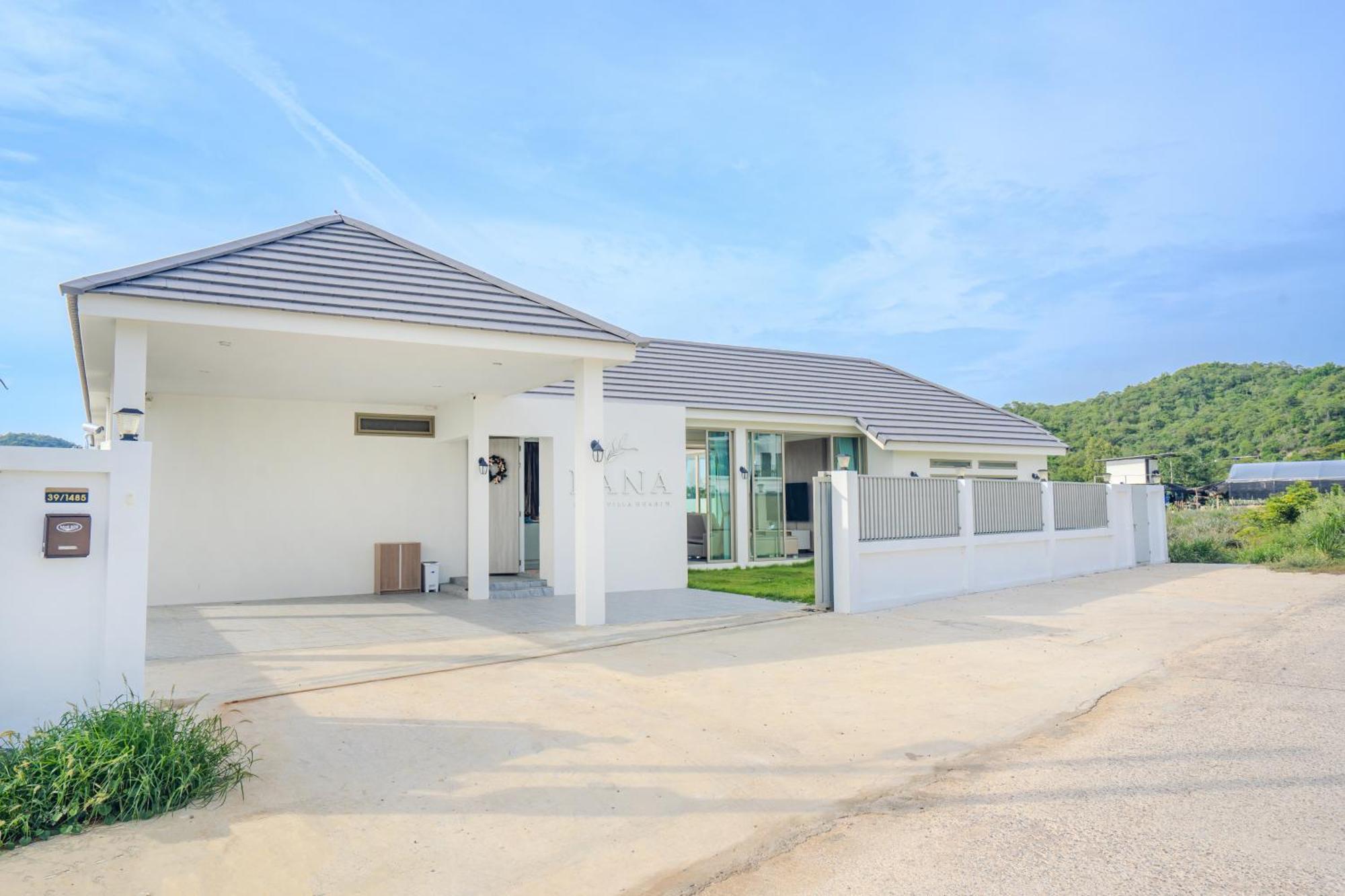 Villa Luxurious 4-bedroom Pool Mountain Views Hua Hin